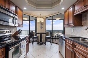 Fridge, microwave, oven, stovetop - Oceanfront Maisons-sur-Mer Condo with Views! Views! Views (Myrtle Beach)