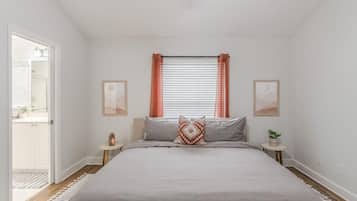 3 habitaciones, tabla de planchar con plancha, wifi y ropa de cama