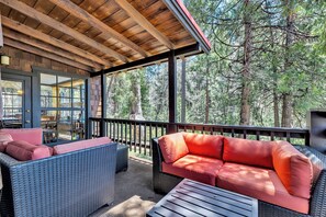 Terrace/patio - Idyllwild Inn (Idyllwild)