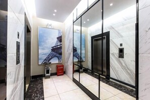 Interior - Oriental Holiday Hotel (Beihai)