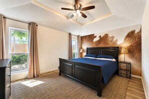 4 Schlafzimmer, Schreibtisch, Bügeleisen/Bügelbrett, kostenloses WLAN