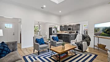 Smart TV, fireplace, ping pong, printers