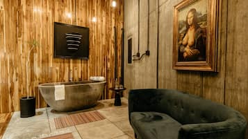 CUARTO DE MAQUINAS | Área de sala de estar