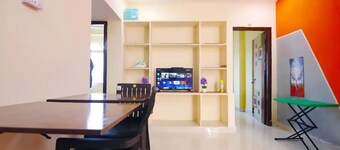 SN302 - Complete 2BHK with Kitchen, AC, TV, Sofa
