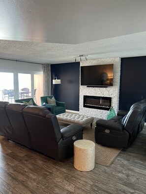 Smart TV, fireplace, printers