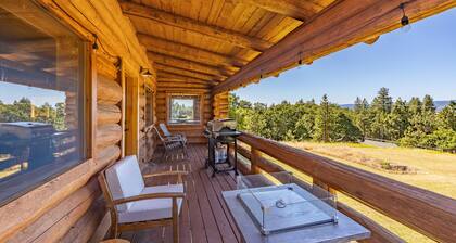 Rowland Log Cabin - Rustic Getaway in Eastern End of The Columbia River Gorge!