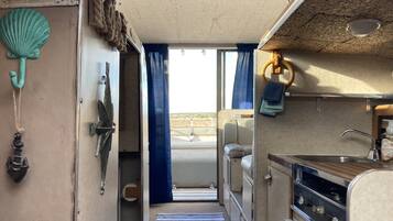 1 camera, Wi-Fi gratuito, lenzuola