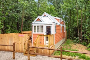 Exterior - Back to Nature with Tiny Home Experience, treed 60 acres to hike on (Laurelville)