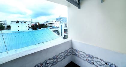 SN202 - Complete 2BHK with Kitchen, AC, TV, Sofa