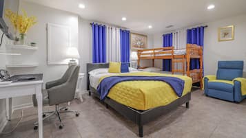 3 habitaciones, decoración personalizada y muebles diferentes