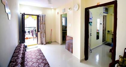 SN201-Fully Furnished 1BHK AC,TV,300mbps@Suchitra