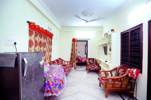 Well connected 2bhk in heart of the city