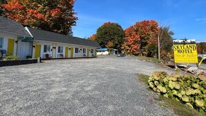 Exterior - Skyland Motel Inn & Suites (Huntsville)