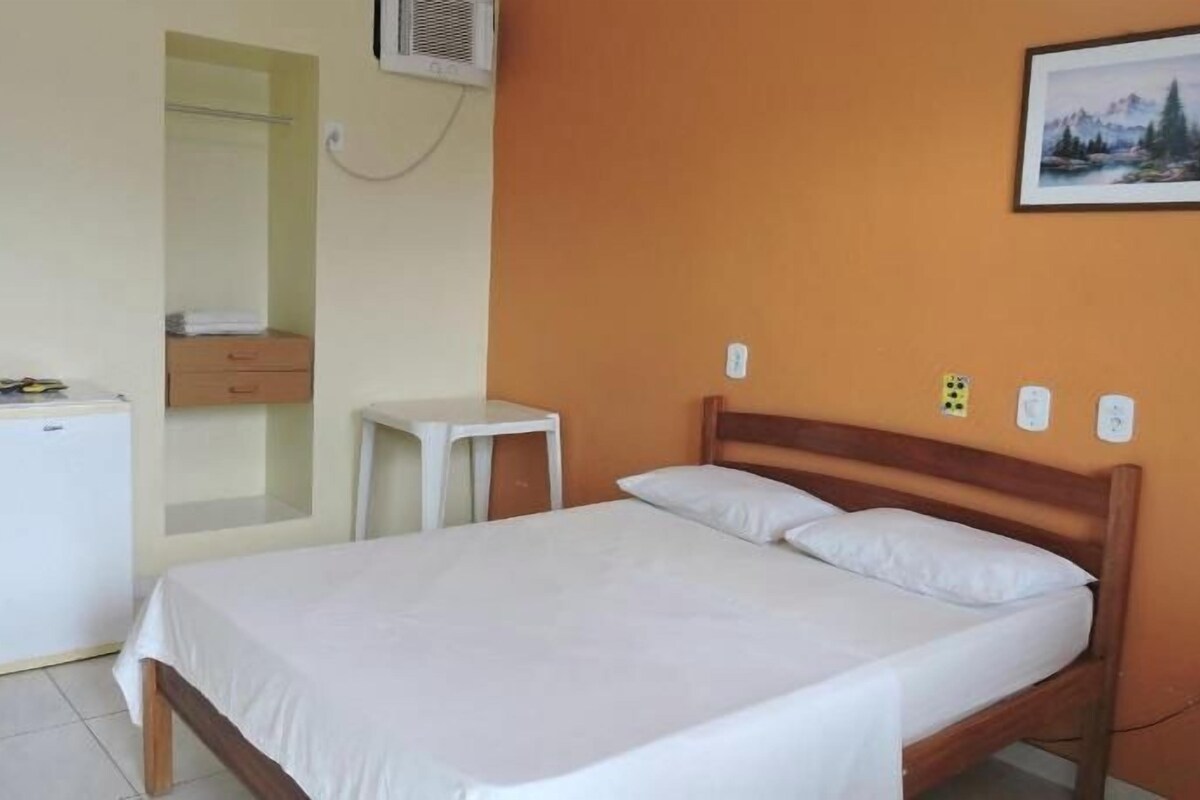 Desk, WiFi (free), bed sheets