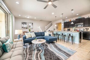 Smart TV - Poolside Movies and Brand New Awesome Game Room (Kissimmee)