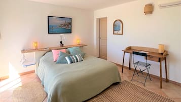 4 Schlafzimmer, Bügeleisen/Bügelbrett, Reisekinderbett, WLAN