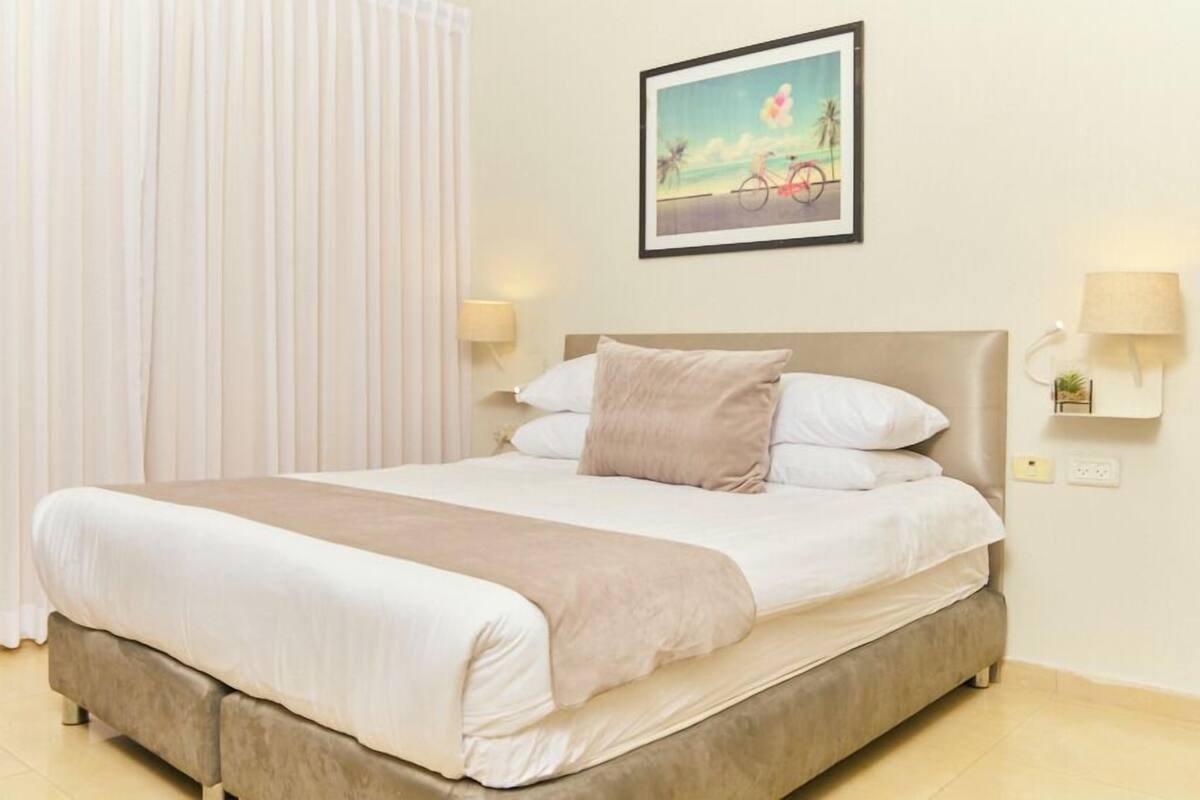 Classic Double Room | 低刺激性寝具、ミニバー、セーフティボックス (室内)、デスク