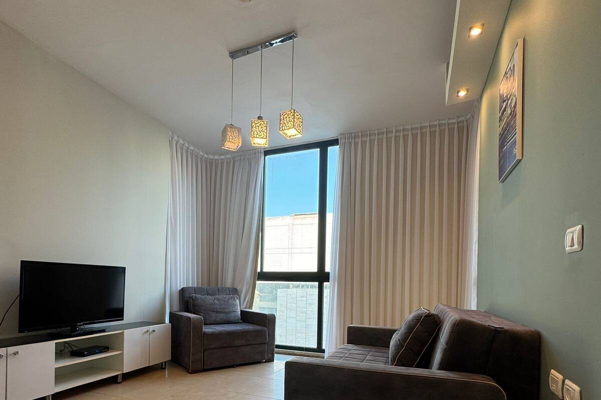 Family Suite | 1 bedroom, hypo-allergenic bedding, minibar, in-room safe