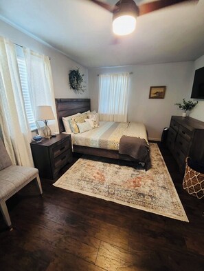 3 bedrooms, WiFi, bed sheets