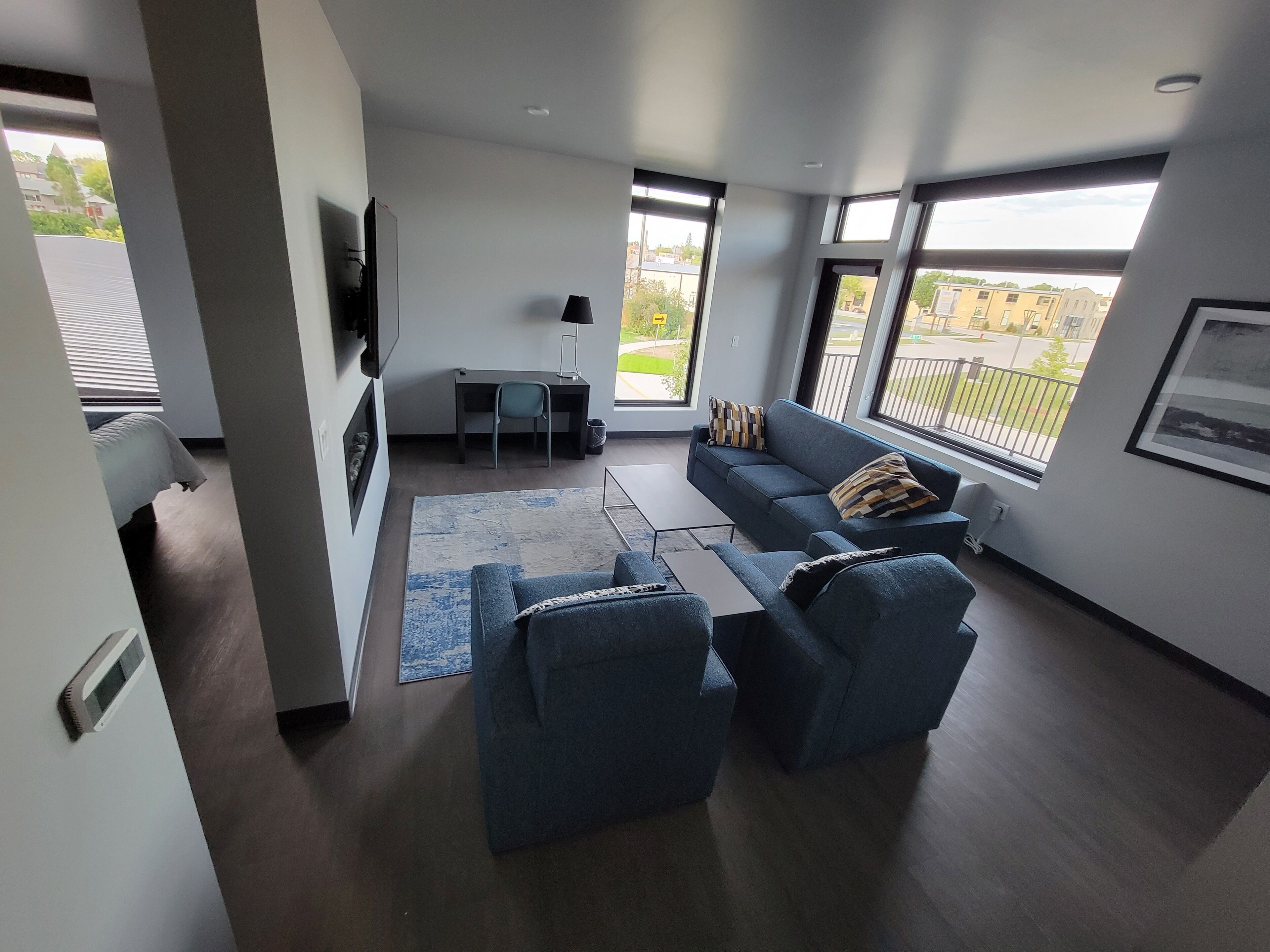 executive suite river and street view | 1 bedroom, desk, laptop workspace, blackout curtains