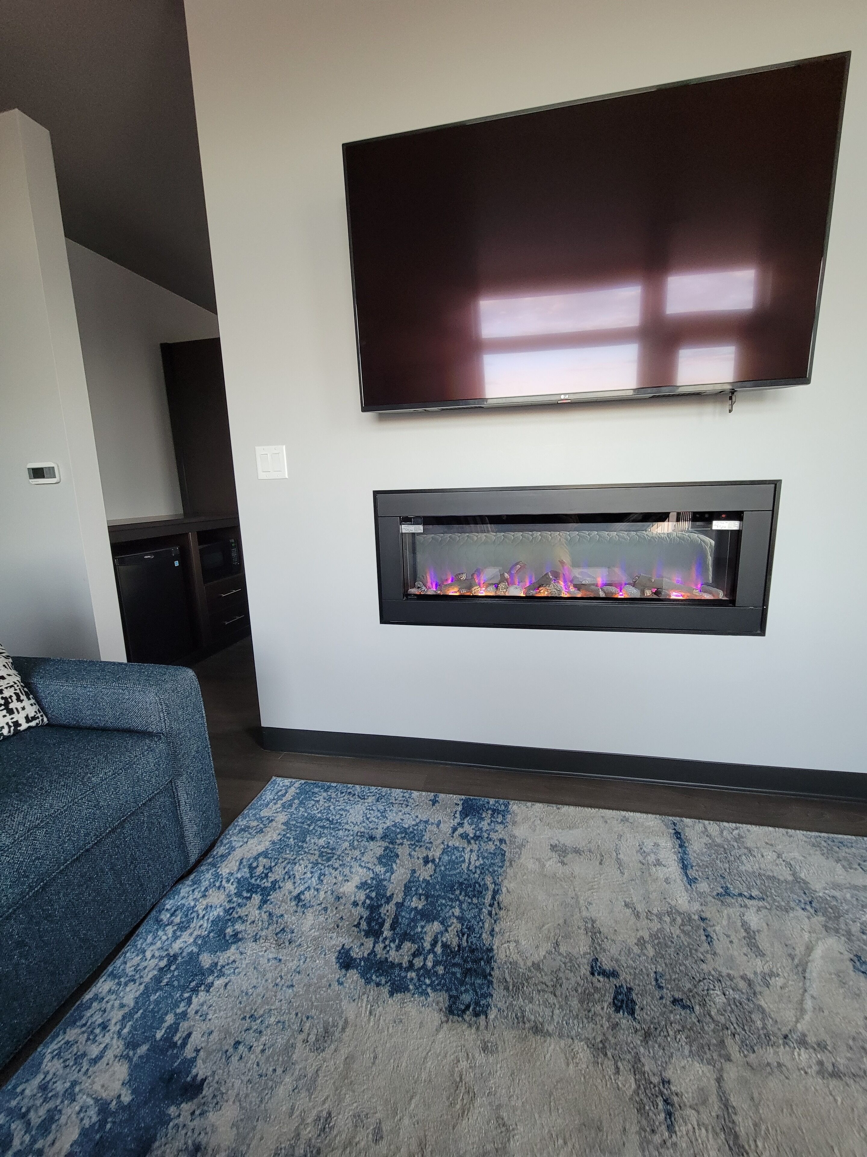 executive suite river and street view | 1 bedroom, desk, laptop workspace, blackout curtains