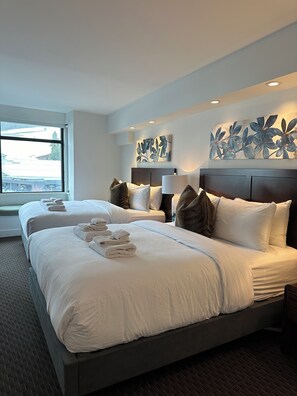 2 Schlafzimmer, BĂŒgeleisen/BĂŒgelbrett, kostenloses WLAN, BettwĂ€sche