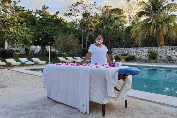 Couples treatment rooms, massages