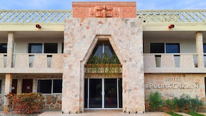 Bagian depan properti