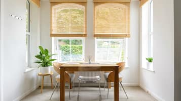 Appartement Standard, accessible aux personnes à mobilité réduite (Limekiln) | Restaurant