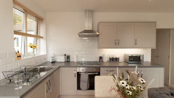 Standard Apartment, Ensuite (Ercall) | Private kitchen