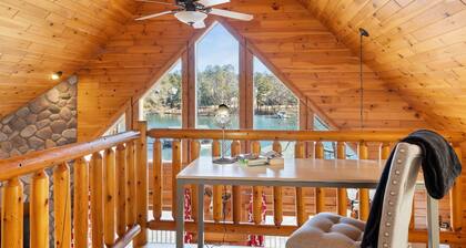 Serenity Bay Lakefront Cabin w/ Boat Slip.