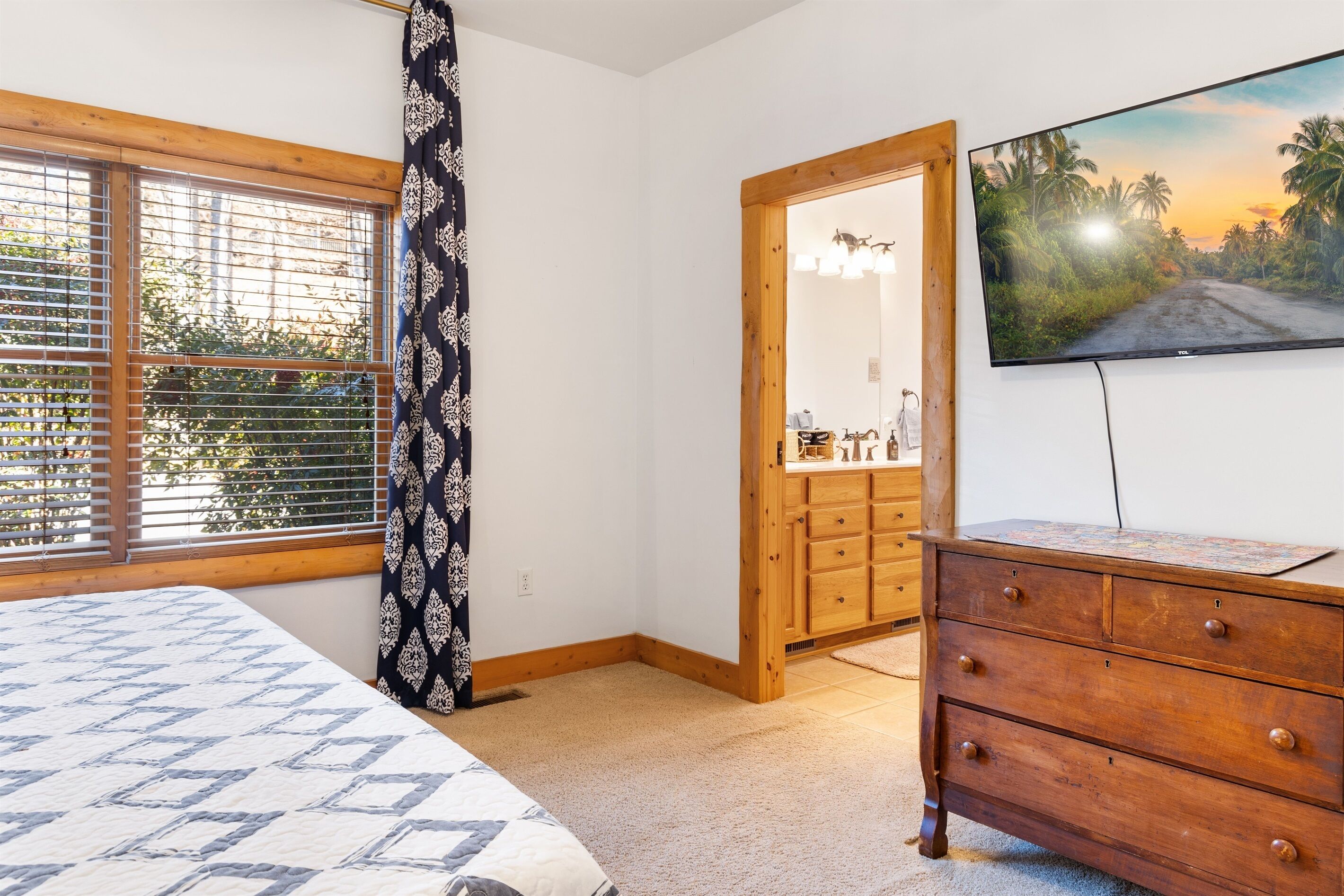 4 camere, una scrivania, Wi-Fi gratuito, lenzuola