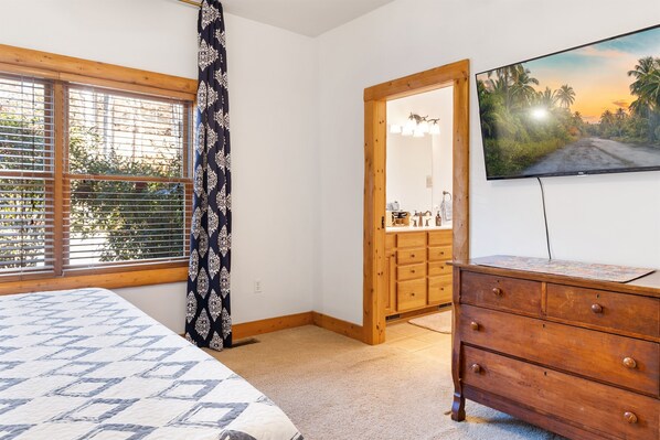 4 chambres, bureau, accès au Wi-Fi (inclus), literie fournie