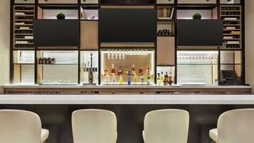Bar (en la propiedad)