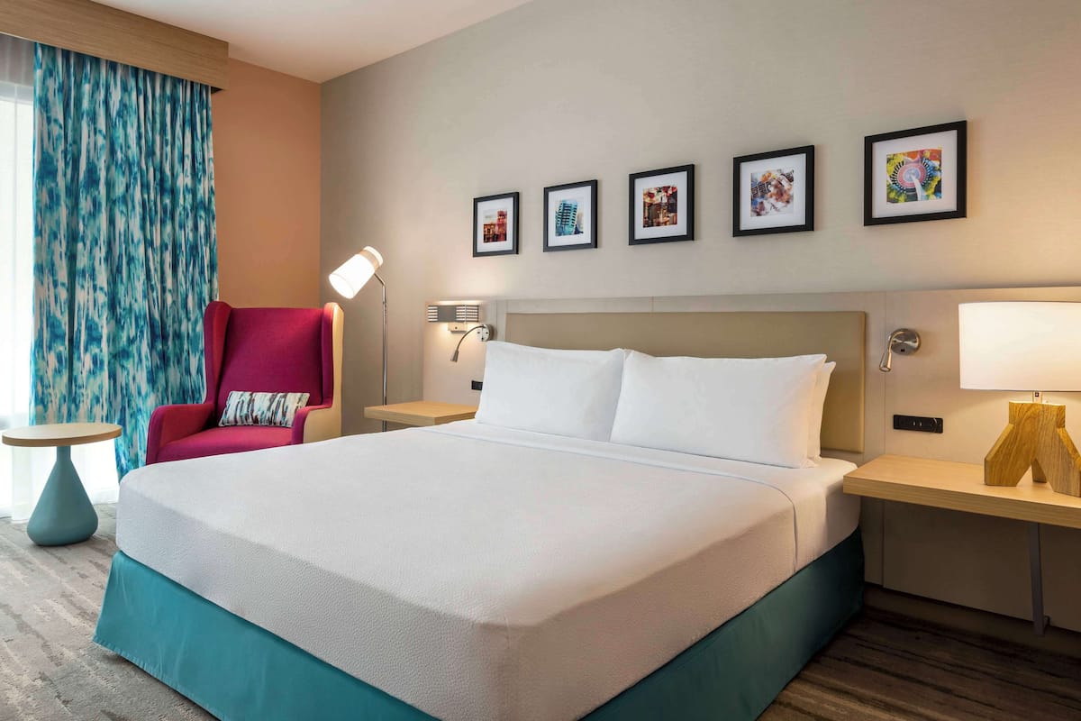 1 Schlafzimmer, Schreibtisch, Verdunkelungsvorhänge