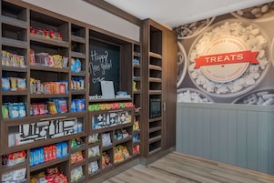 Snack bar