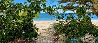 Studio Dans une Magnifique Villa Avec un Accès Privé Plage