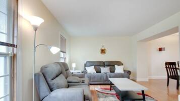 智能电视、电子游戏