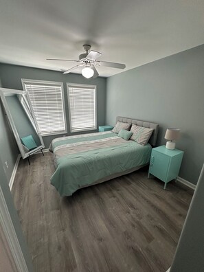 3 bedrooms, in-room safe, iron/ironing board, free WiFi