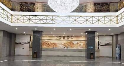 Zhenfeng Hotel