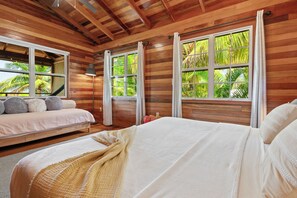 1 bedroom, in-room safe, iron/ironing board, travel cot