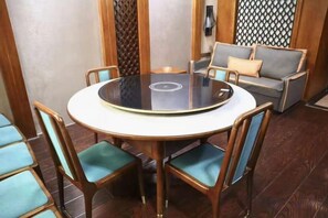 Tempat makan