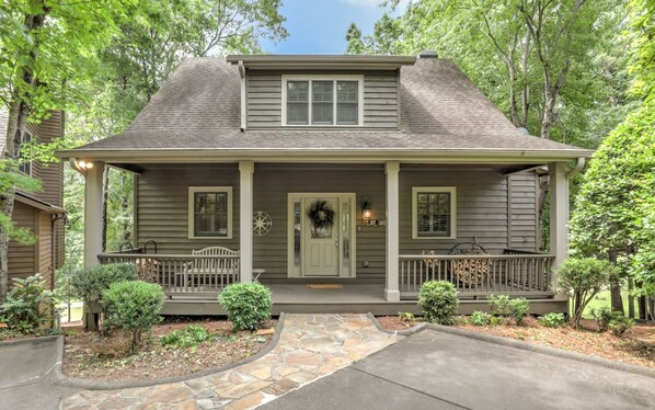 Exterior - Fairway to Seven - King Bed, Big-screen TVs & Golf Course Views (Jasper)