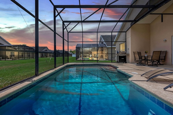 Piscine extérieure, piscine chauffée