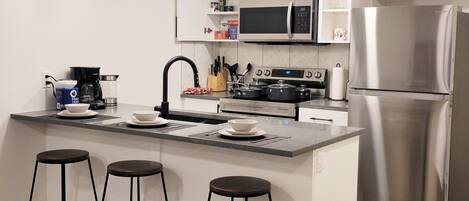 Fridge, microwave, oven, dishwasher