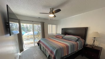 2 bedrooms, WiFi (free), bed sheets