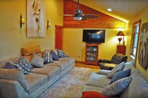 Smart TV, chimenea