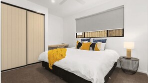 4 habitaciones, tabla de planchar con plancha y wifi gratis 