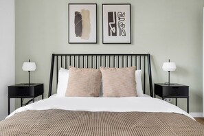 1 chambre, fer et planche à repasser, Wi-Fi, draps fournis