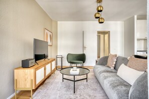 TV, stereo